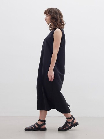 Robe MANUKA en noir