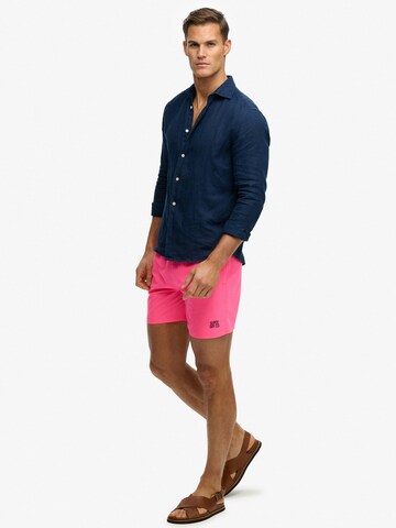 Superdry & Co Rövid fürdőnadrágok 'ESSENTIAL 16' - rózsaszín