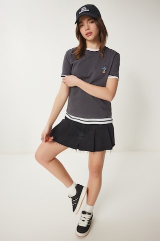 Happiness İstanbul Тениска в сиво