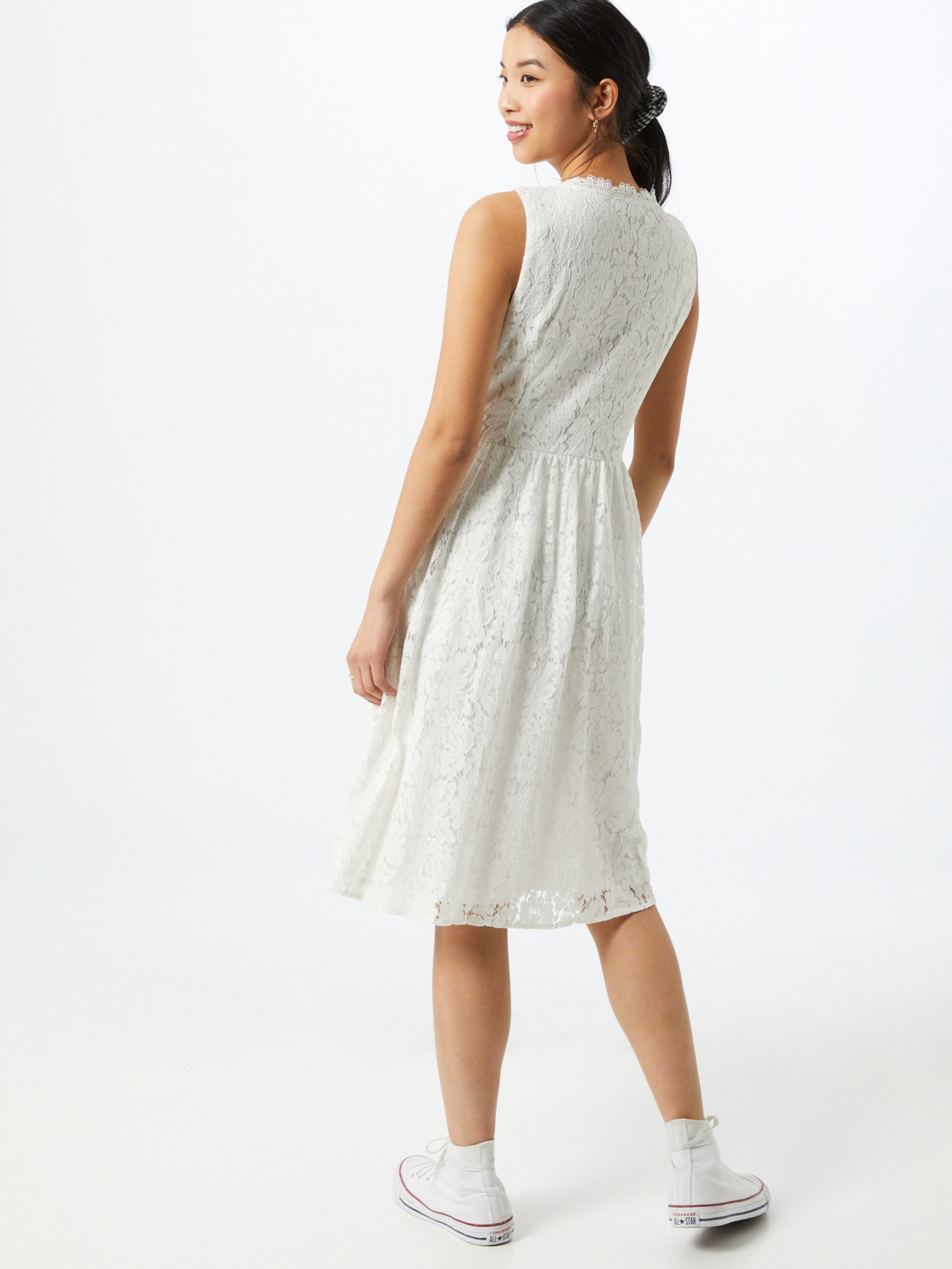 VILA Kleid in Weiß 