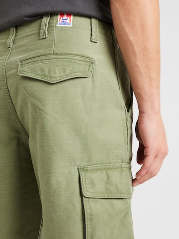 Regular Pantalon cargo 'CASEY' WRANGLER en vert