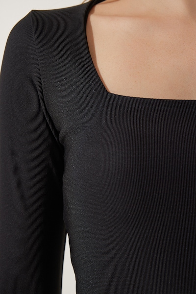 Happiness İstanbul T-shirt en S en noir, Vue avec produit