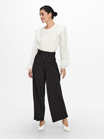 JDY Wide leg Pleat-Front Pants 'Geggo' in Black