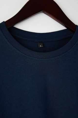 Trendyol Shirt in Blue