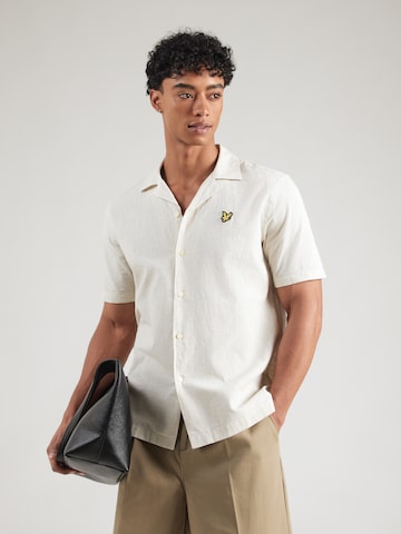 Regular fit Camicia di Lyle & Scott in beige: frontale