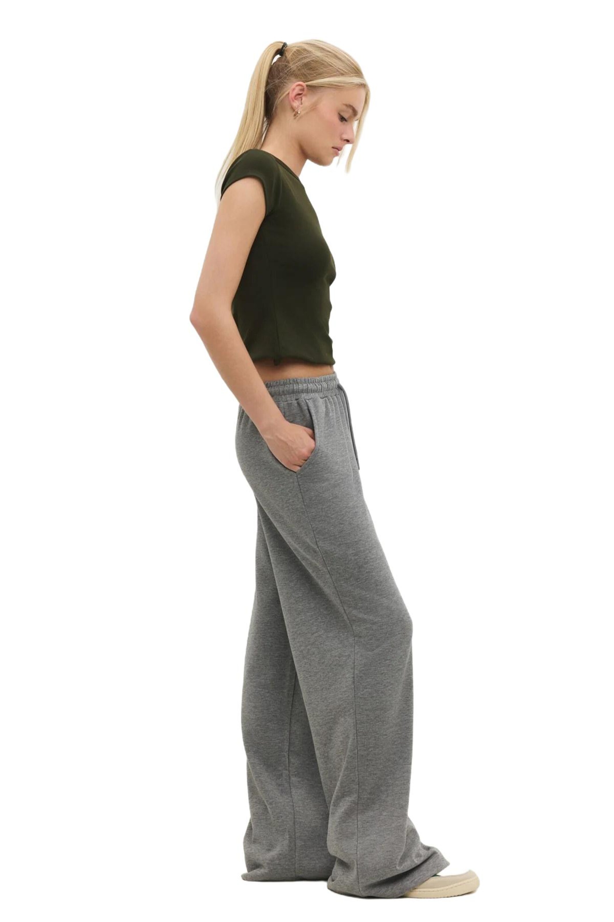 No Matter What Loose fit Trousers in Grey