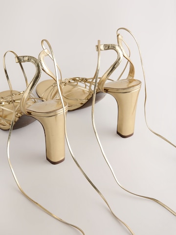 Next - Sandálias com tiras 'Forever Comfort' em ouro