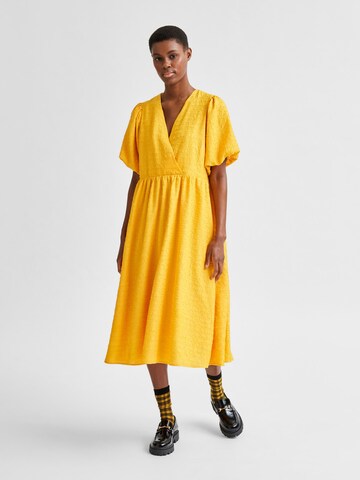 Selected Femme Petite Dress 'Lissy' in Yellow