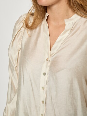 Peppercorn Koszulka 'Beth' w kolorze biały