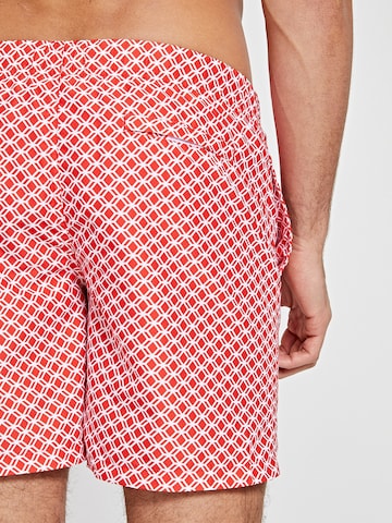 Shiwi Badeshorts  'Kite Tile' in Rot