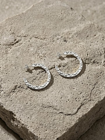 DNSK Copenhagen Örhängen 'SOL' i silver
