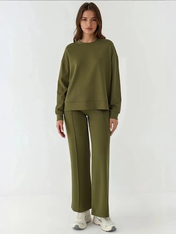 Hiccup Regular Pants in Green