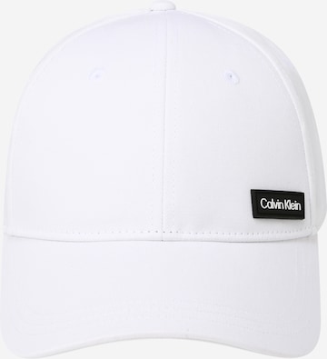 Calvin Klein Кепка в Белый