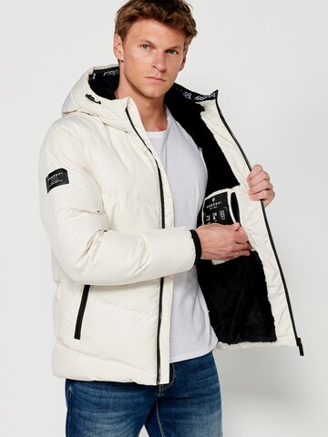 Giacca invernale di KOROSHI in beige
