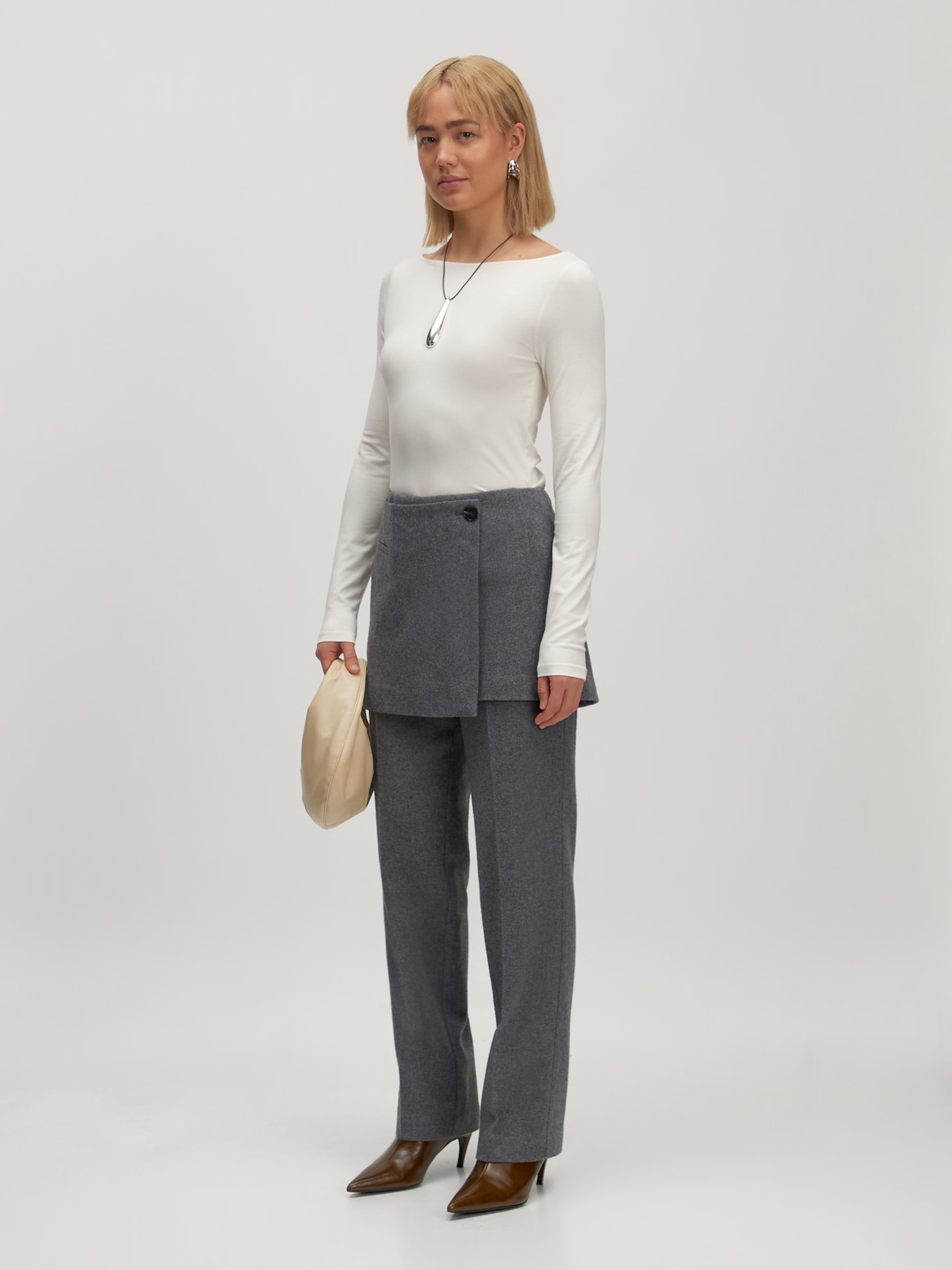 EDITED Produkte Hose 'Carolin' grau