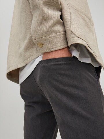 regular Pantaloni 'Will Xavier' di JACK & JONES in grigio