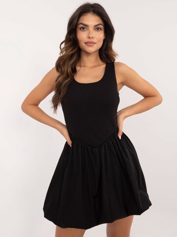 Madnezz House Kleid in Schwarz: Vorderseite