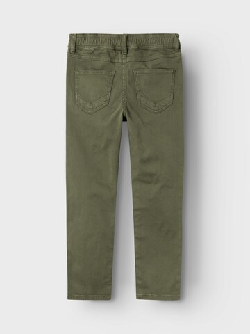 NAME IT Regular Broek 'NKMSILAS' in Groen