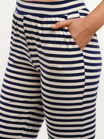 Regular Pantaloni ' ALMA ' de la Liberte Essentiel pe alb