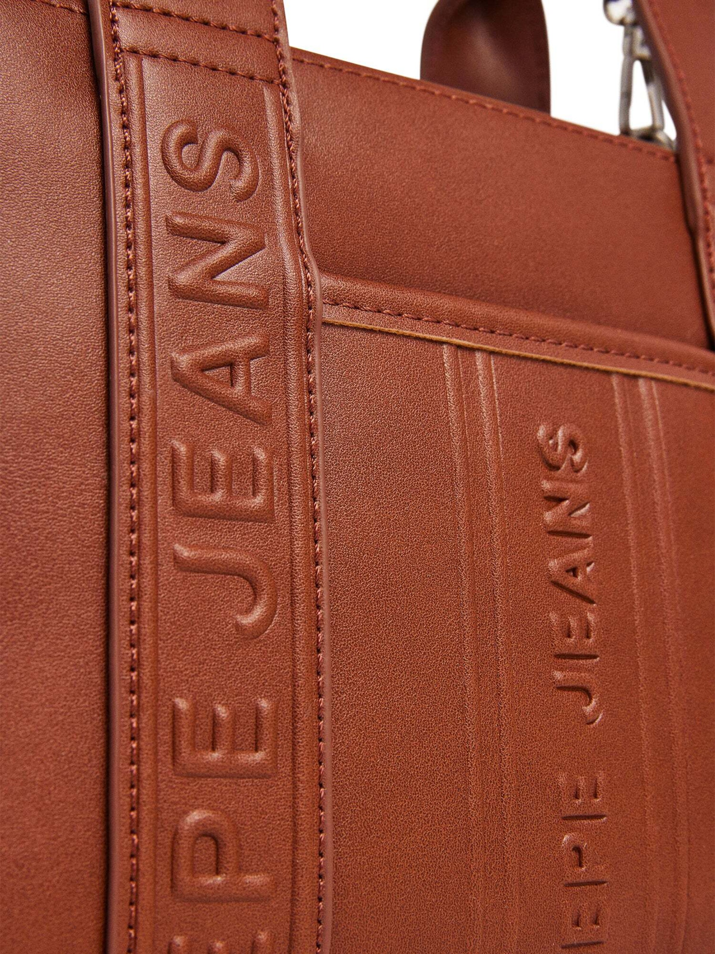 Pepe Jeans Handbag in Brown