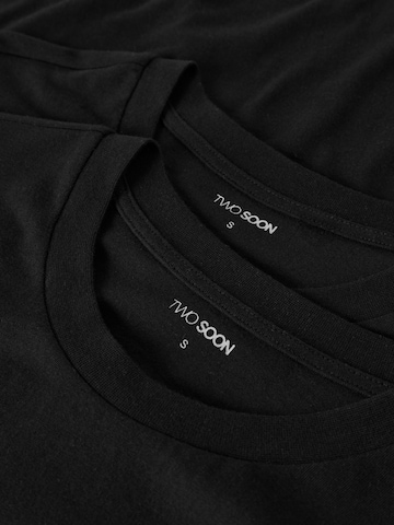 TWO SOON T-Shirt in Schwarz