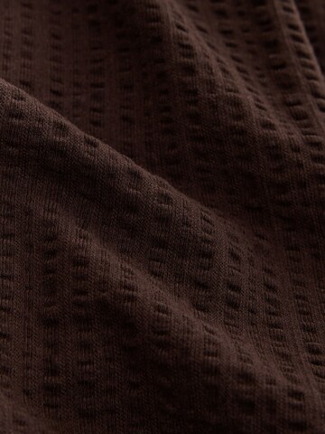 Next Shirt in Brown