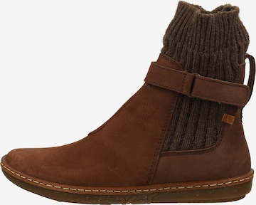 EL NATURALISTA Ankle Boots in Brown