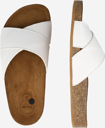 NINE TO FIVE Mules 'Clota' in White