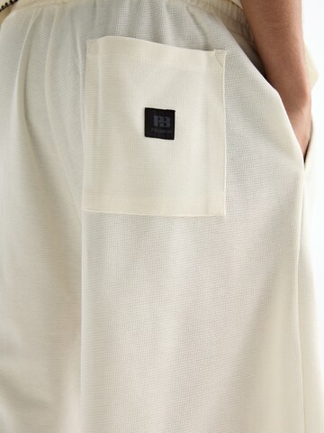 Pull&Bear Loosefit Broek in Wit