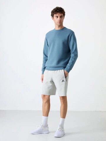 Tommy Life Sweatshirt in Blue