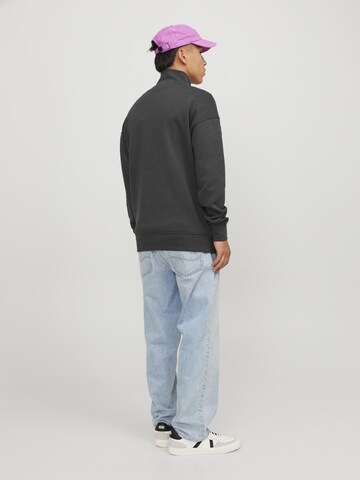 JACK & JONES Sweatshirt 'JORVESTERBRO' in Grey