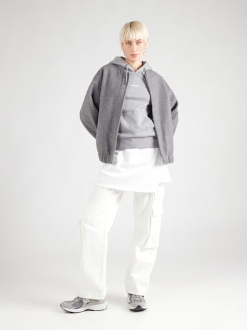 Superdry Sweatshirt in Grau