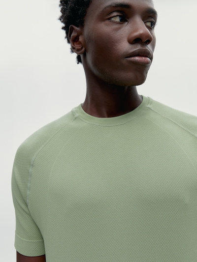 Born Performance Shirt 'Otawa' in S in Pastel green, Item view