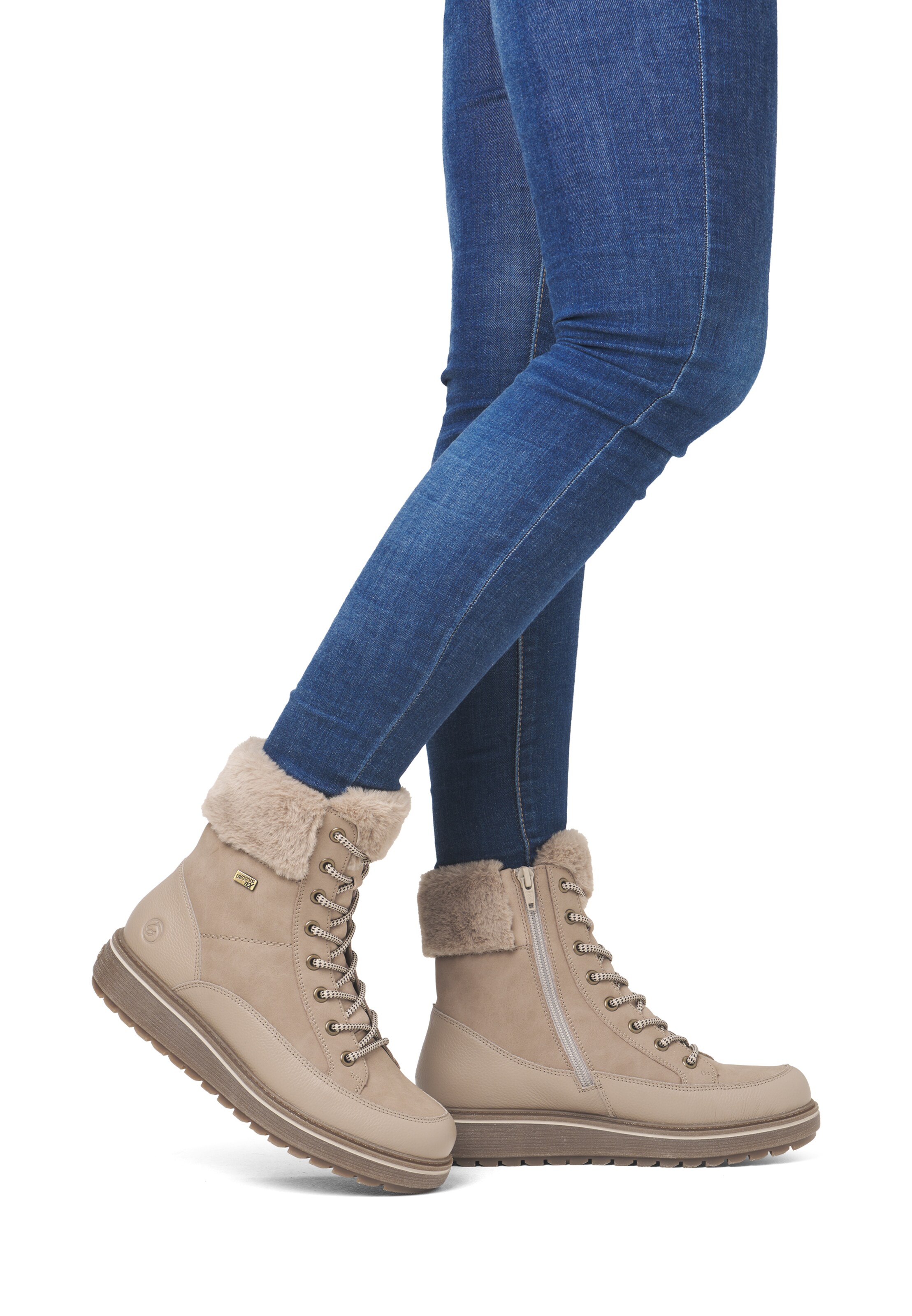 Boots REMONTE en beige : devant