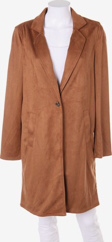 s.Oliver Jacket & Coat in M in Brown: front