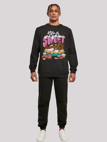 F4NT4STIC Sweatshirt in Zwart