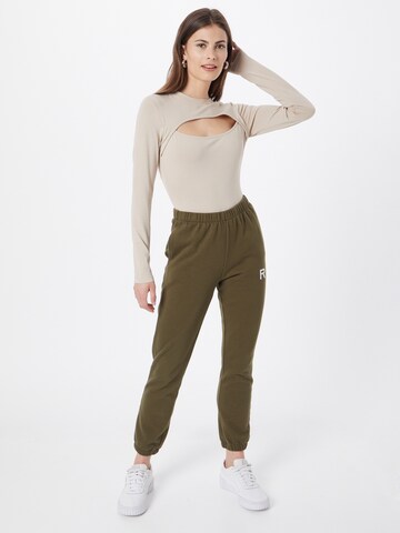 Tapered Pantaloni di Ragdoll LA in verde: frontale