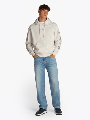 Tommy Jeans Collegepaita värissä beige