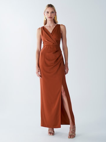 Robe de soirée 'Maleny' BWLDR en orange : devant