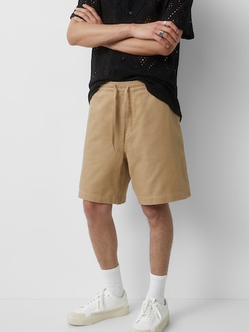 Pull&Bear Regular Pants in Beige: front