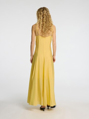 SELECTED FEMME Festkjole i gul