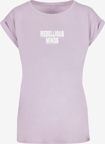 Merchcode T-Shirt 'Rebellious Minds' in Lila: predná strana
