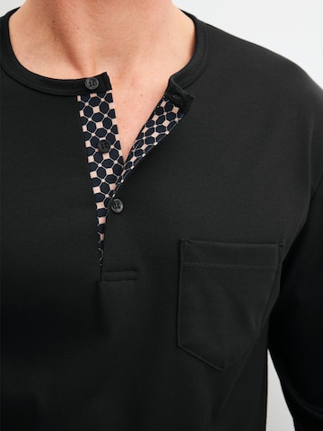 Pigiama lungo 'Relax Cosy Vibes 4' di CALIDA in nero