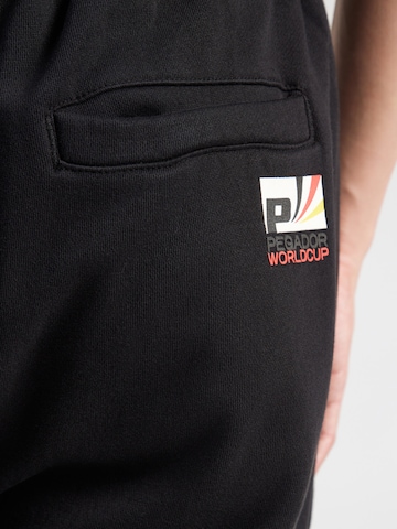 Regular Pantalon Pegador en noir