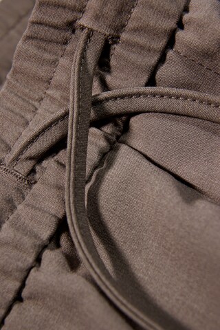 Lindbergh Regular Hose in Grau