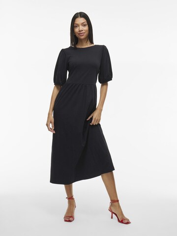 Robe VILA en noir : devant