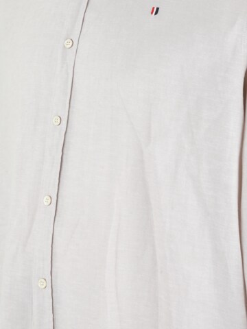 Jack & Jones Plus - Ajuste confortable Camisa 'SUMMER' en blanco