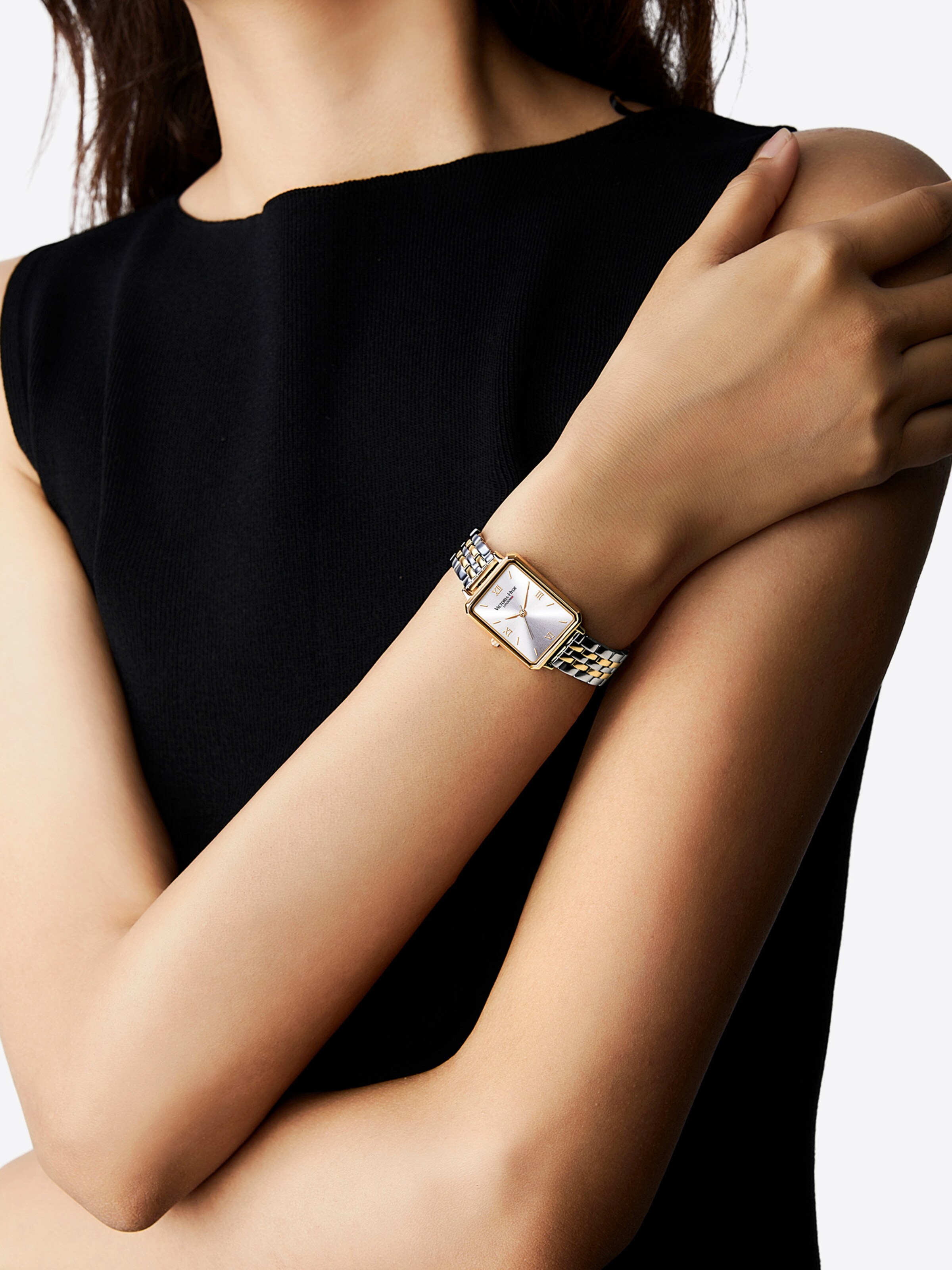 Orologio analogico 'Hampton' di Victoria Hyde in argento: frontale