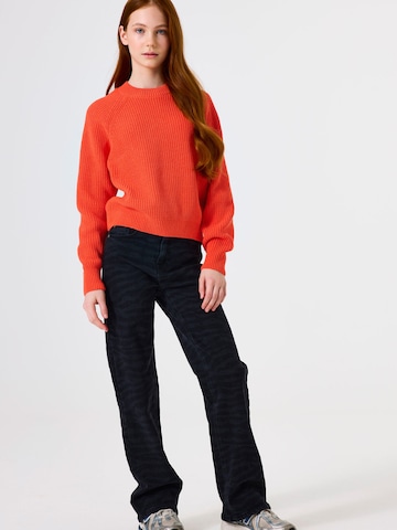 GARCIA Neulepaita värissä punainen