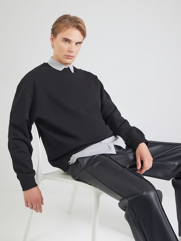 REPLAY - Sudadera en negro